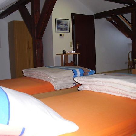 Ferienwohnung Am Dorfplatz Wittenberg Rum bild