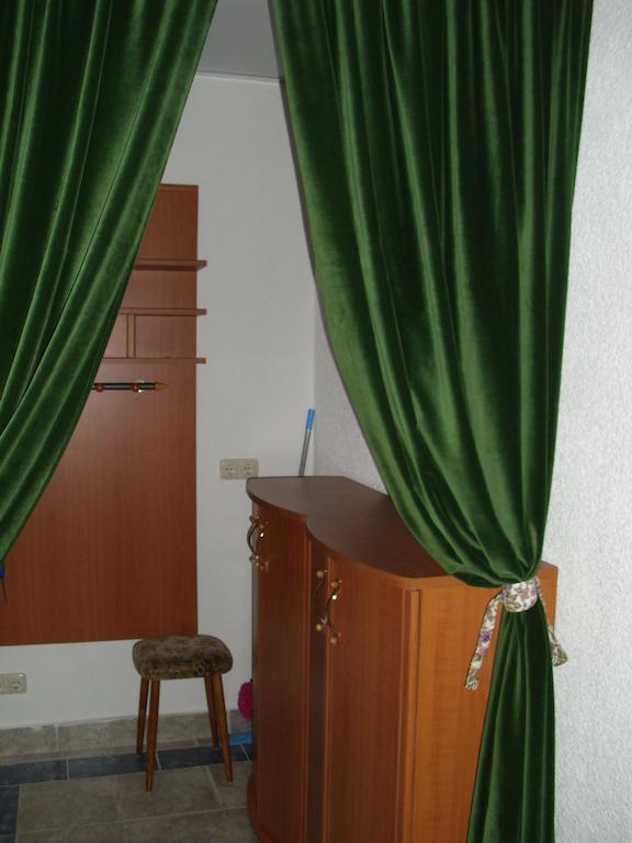 Ferienwohnung Am Dorfplatz Wittenberg Rum bild