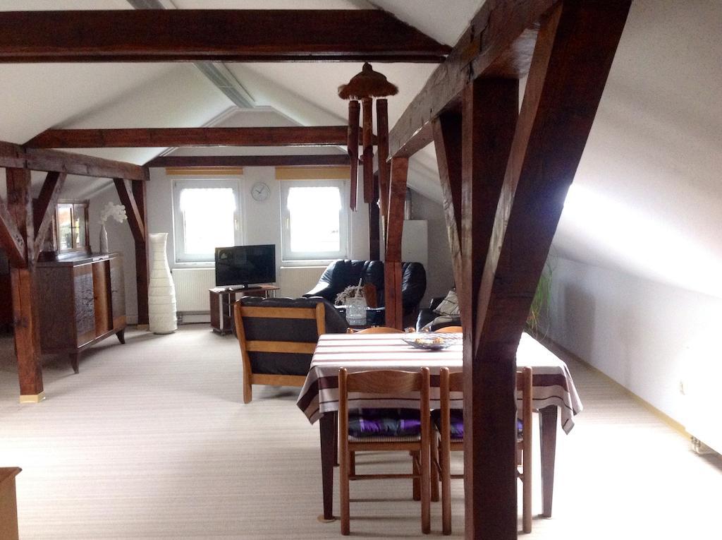 Ferienwohnung Am Dorfplatz Wittenberg Rum bild
